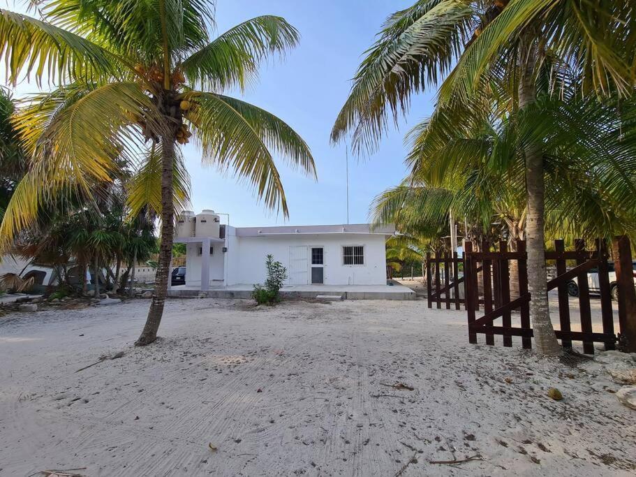 Casa Perla Marina, Pequena Casa Frente A La Playa. El Cuyo Exterior foto